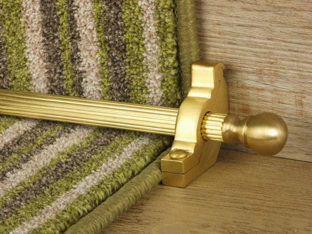 Balladeer ball end stair rod, grooved rod, satin brass